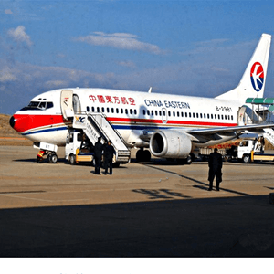 贵阳机场货运航空快运业稳步发展的原因是什么？